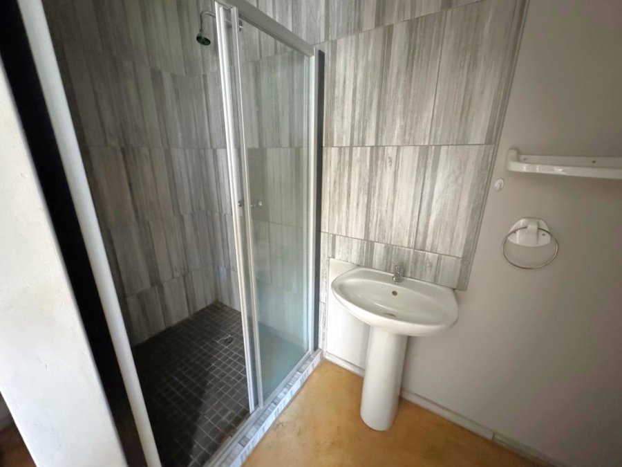 To Let 3 Bedroom Property for Rent in Santareme Eastern Cape